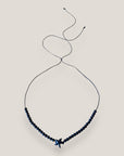Collar Eloise con estrella howlita negra y cuentas de lava negra