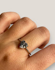 Anillo corazón grande con circonita acero