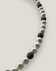 Collar Dafne con perlas de cristal nacarado y filigranas gunmetal con cristalitos