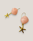 Pendientes gancho resina rosa claro estrella acero oro