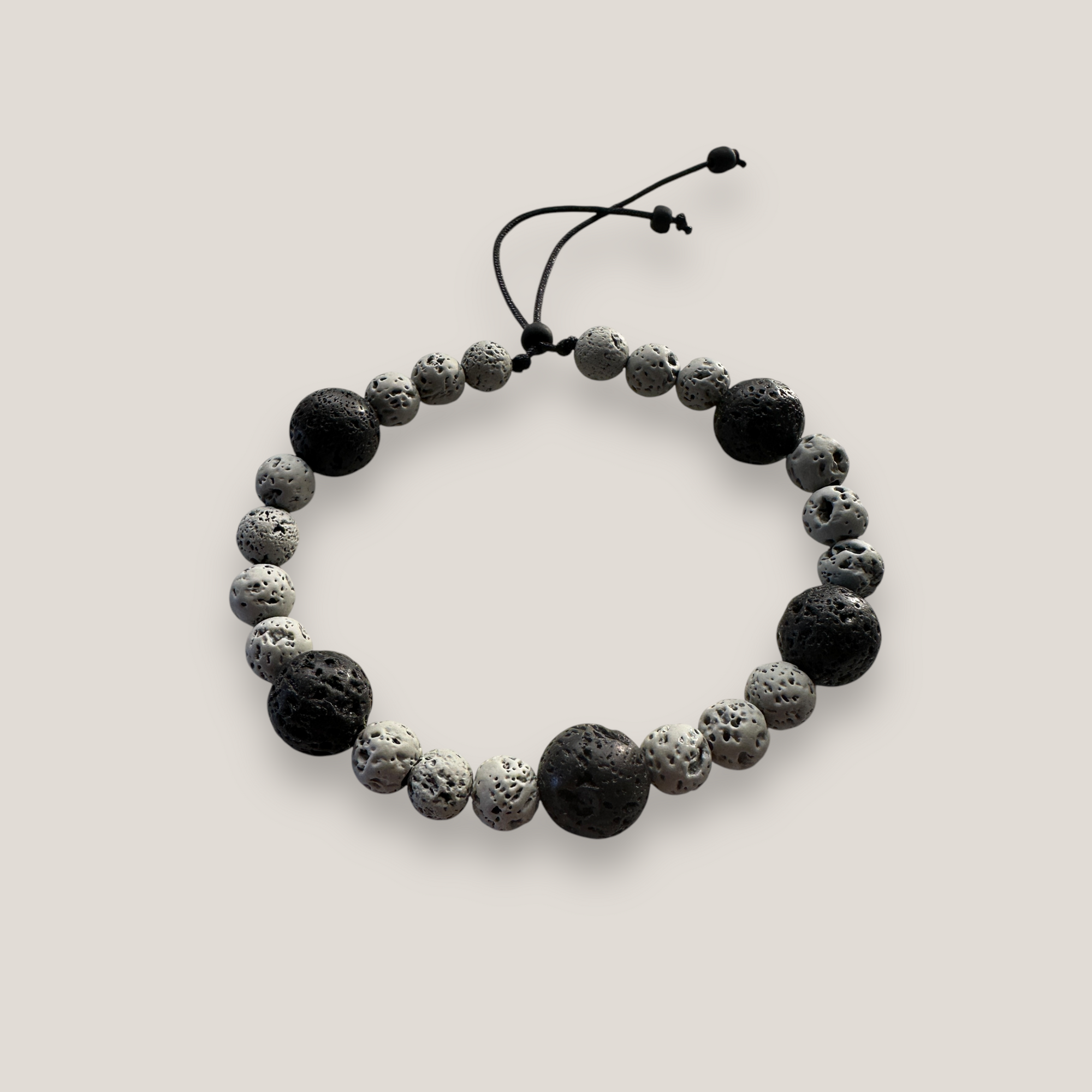 Abenteuerarmband mit grauer Lava und schwarzer Lava
