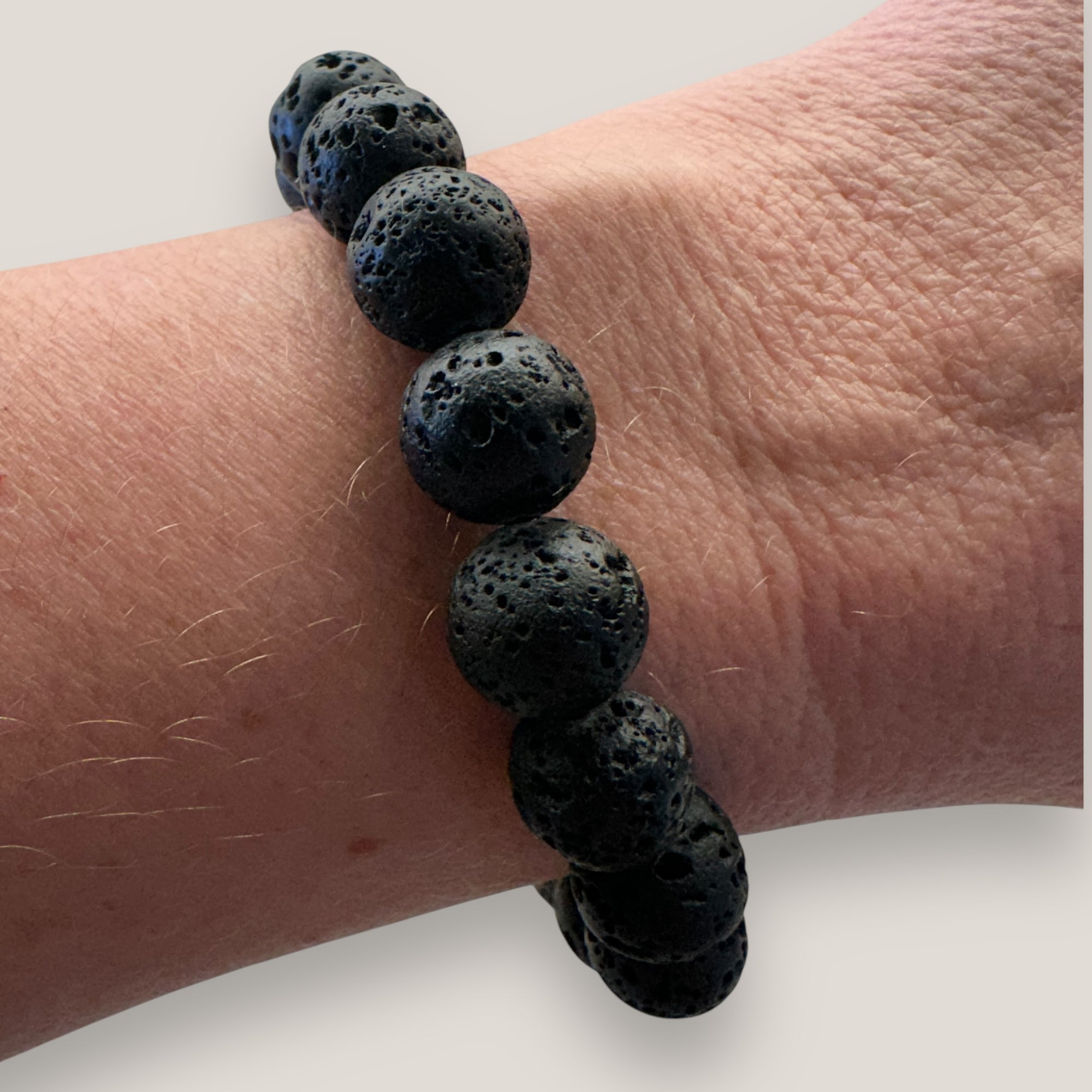 10 mm schwarzes Lava-Basisarmband