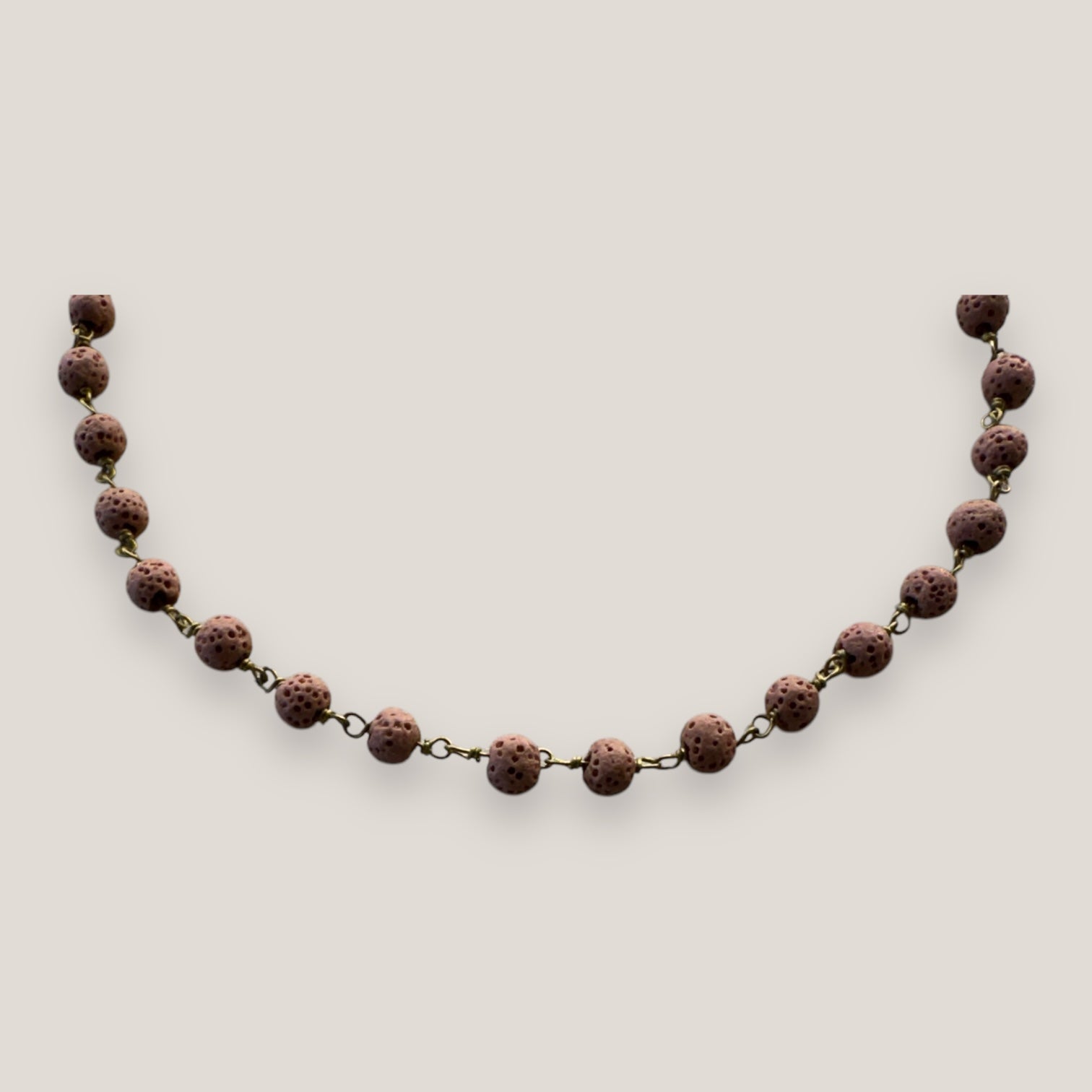 Collar cadena bronce con esponja coral 6mm rosa seco