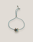 Pulsera minimal con tortuga pavé azul turquesa