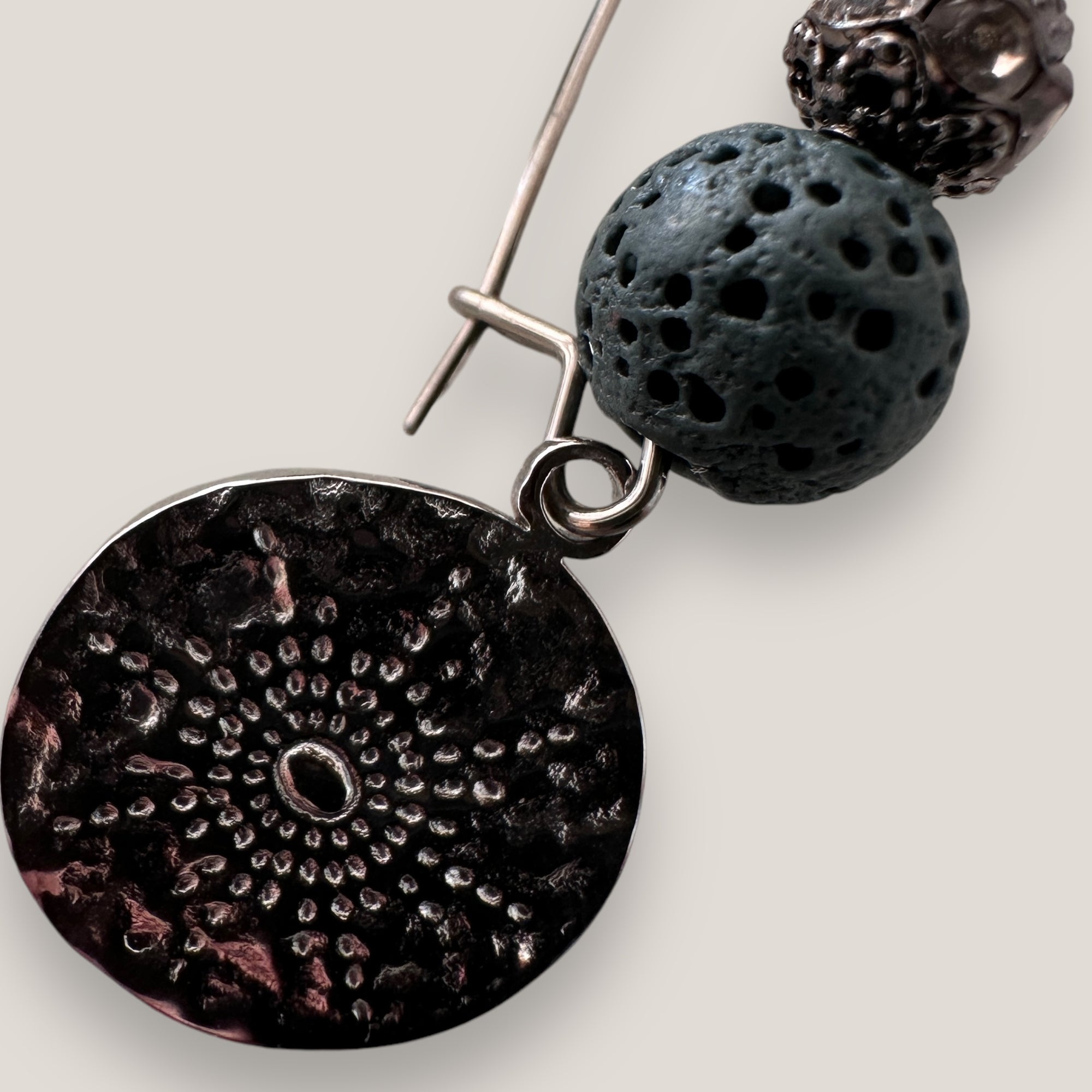 Bracelet with large golden turtle and colored lava