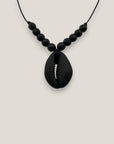 Collar midi cowrie negra mate ónix