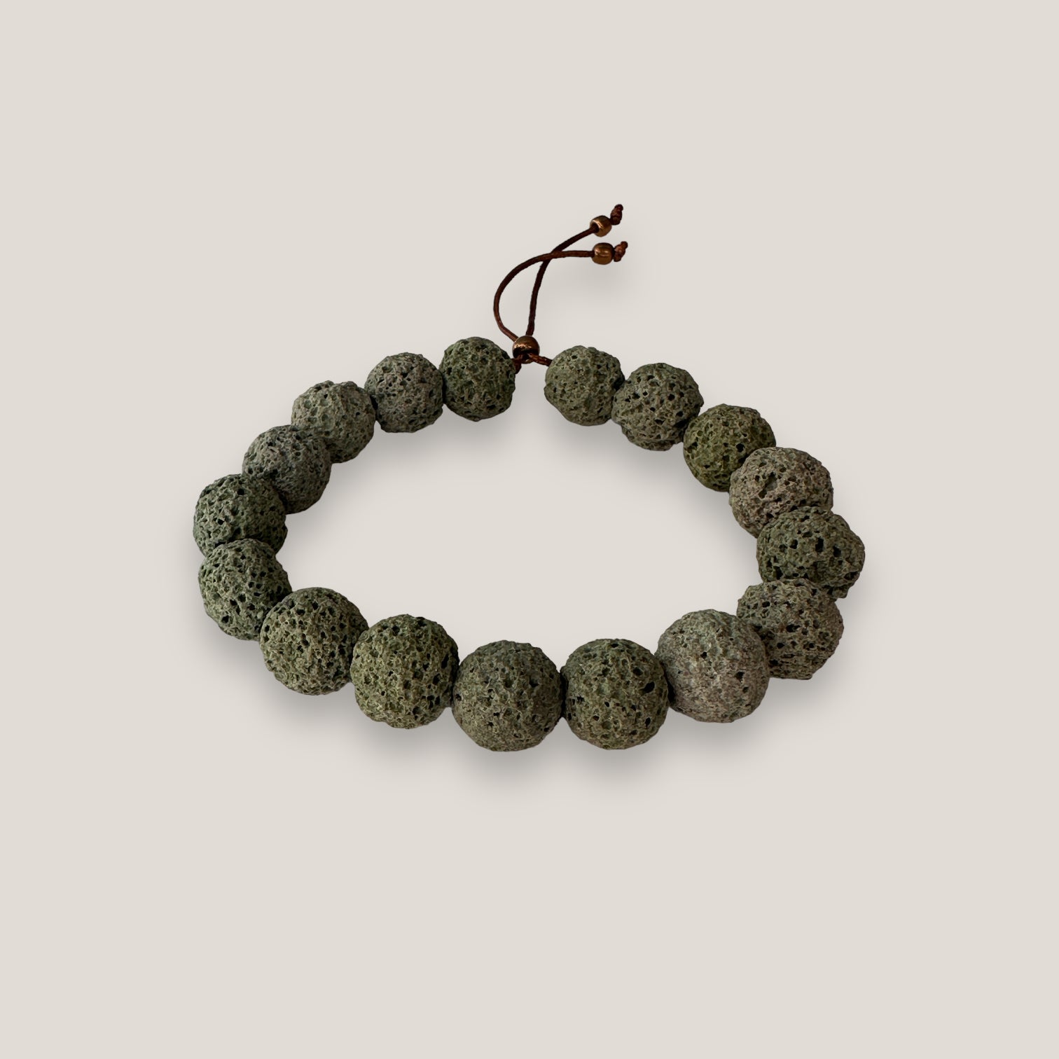 Pulsera kanar con cuentas de lava verde claro