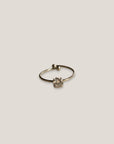 Ring mit rundem Zirkonia aus Stahl