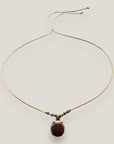 Collar midi con concha dorada esmaltada en morado y cristales facetados morados
