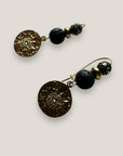 Pendientes Dafne gancho y medalla aguas con separador acero oro, lava negra y cuentas con filigrana bronce con cristalitos