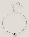 Collar minimal con bola 8mm de lava gris y separadores gunmetal con cristalitos blancos