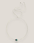 Collar minimal con bola 8mm de lava verde oscuro y separadores gunmetal con cristalitos blancos