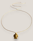 Collar minimal con tortuga de howlita verde olivina