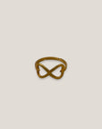Infinity-Ring mit Herzen aus Stahl und Gold