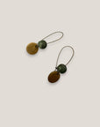 Pendientes gancho bola madera verde oscuro medalla bronce