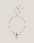 Collar midi loro madera blanco amarillo naranja piedra howlita