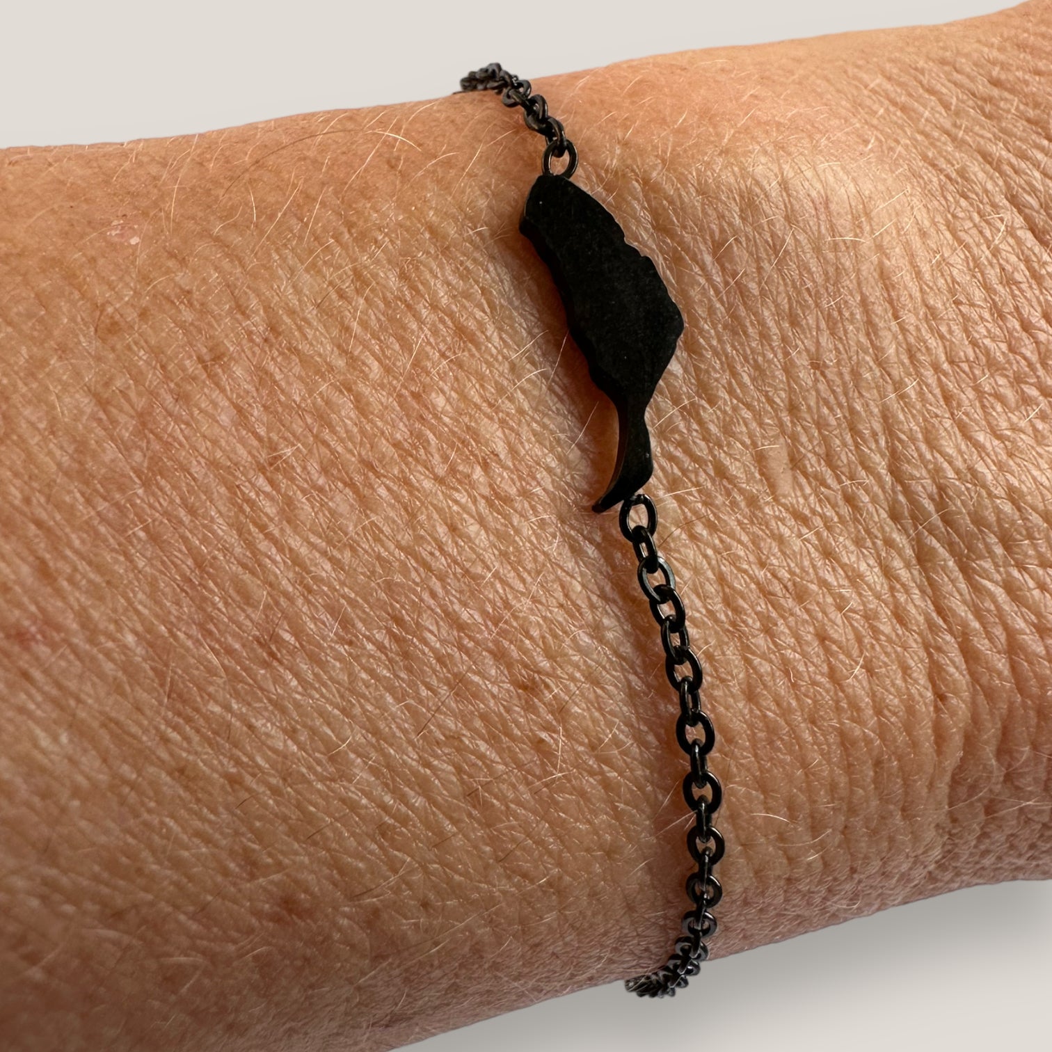 Midi bracelet me golden turtle and lava color