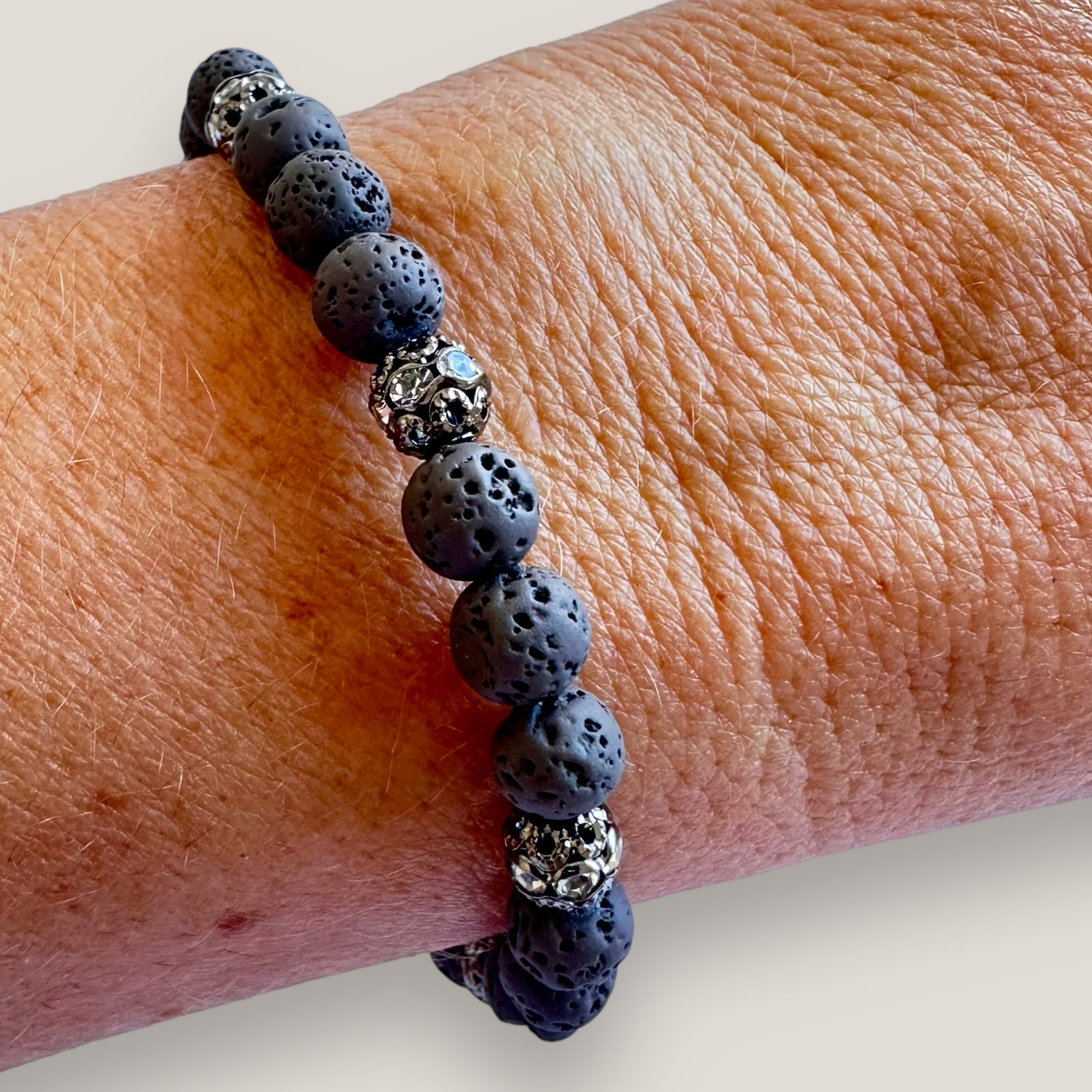 Bracelet with large golden turtle and colored lava