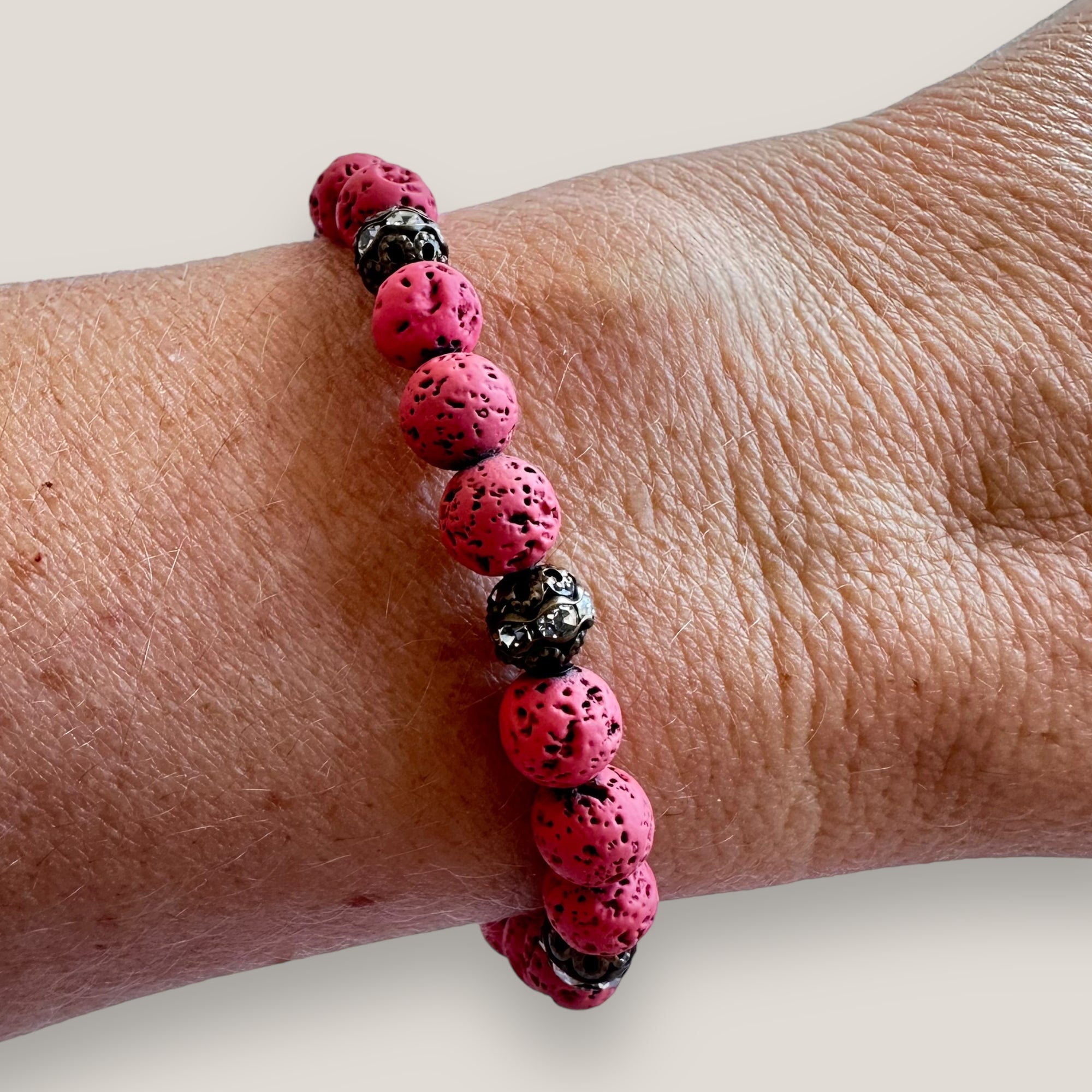 Bracelet with large golden turtle and colored lava