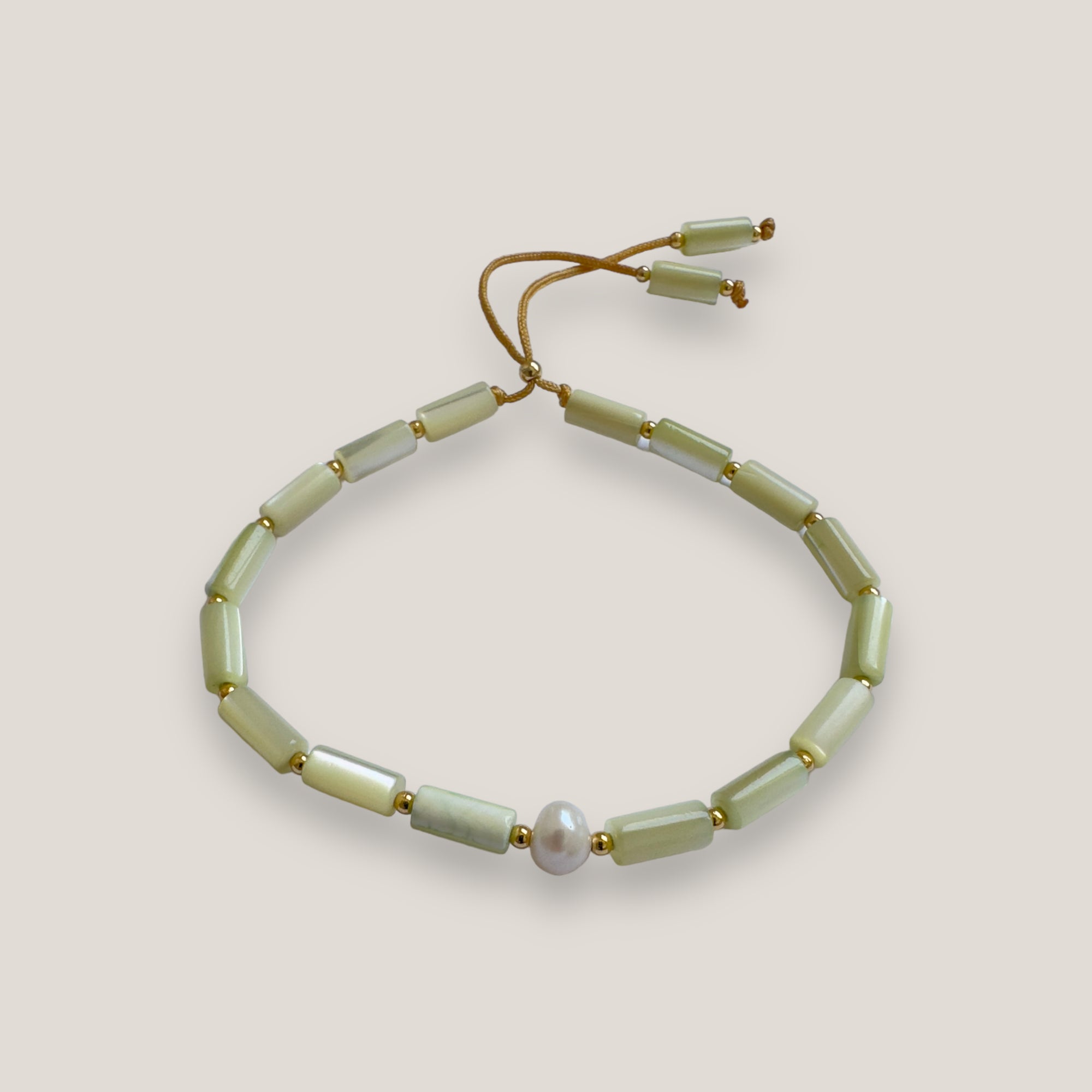 Maxi love bracelet with silver tortoises and colored mother-of-pearl