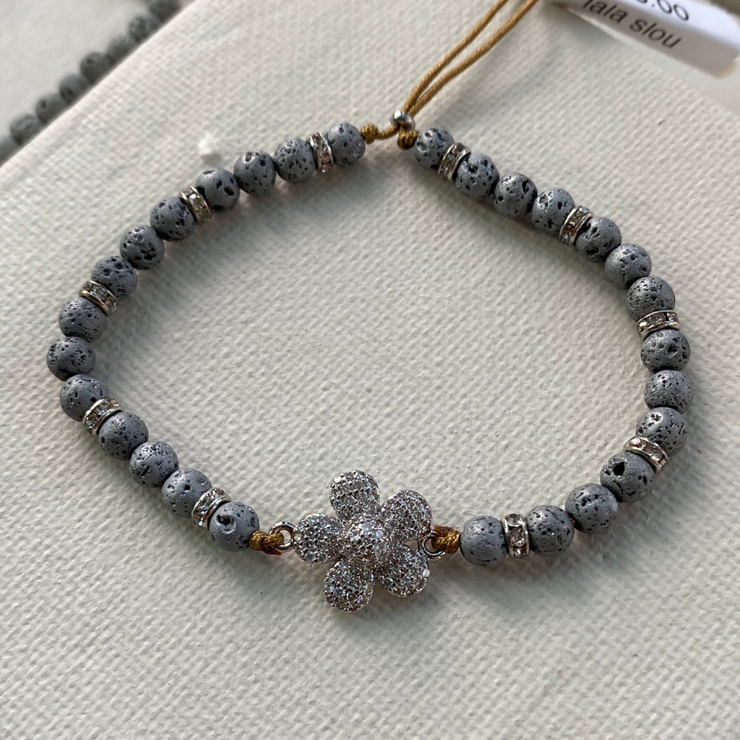 Maxi luxi silver turtle bracelet and lava color