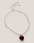 Collar minimal con corazón de cristal facetado