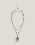 Collar doble medalla nácar isla Fuerteventura acero oro dos cadenas eslabones ovales perlitas