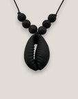 Collar midi cowrie negra mate lava negra