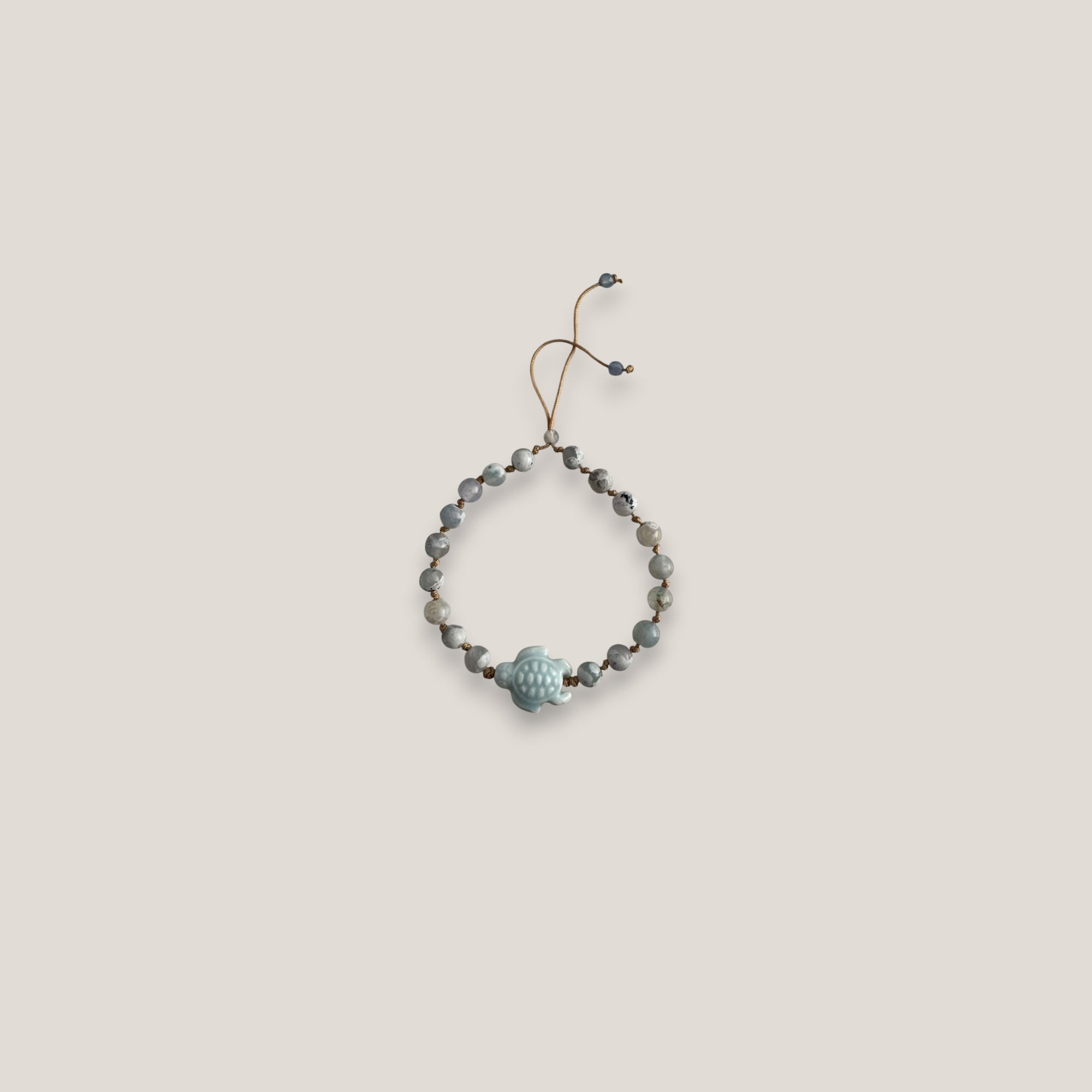 Pulsera tortuga cerámica azul bebé ágatas jaspeadas azul claro y blanco