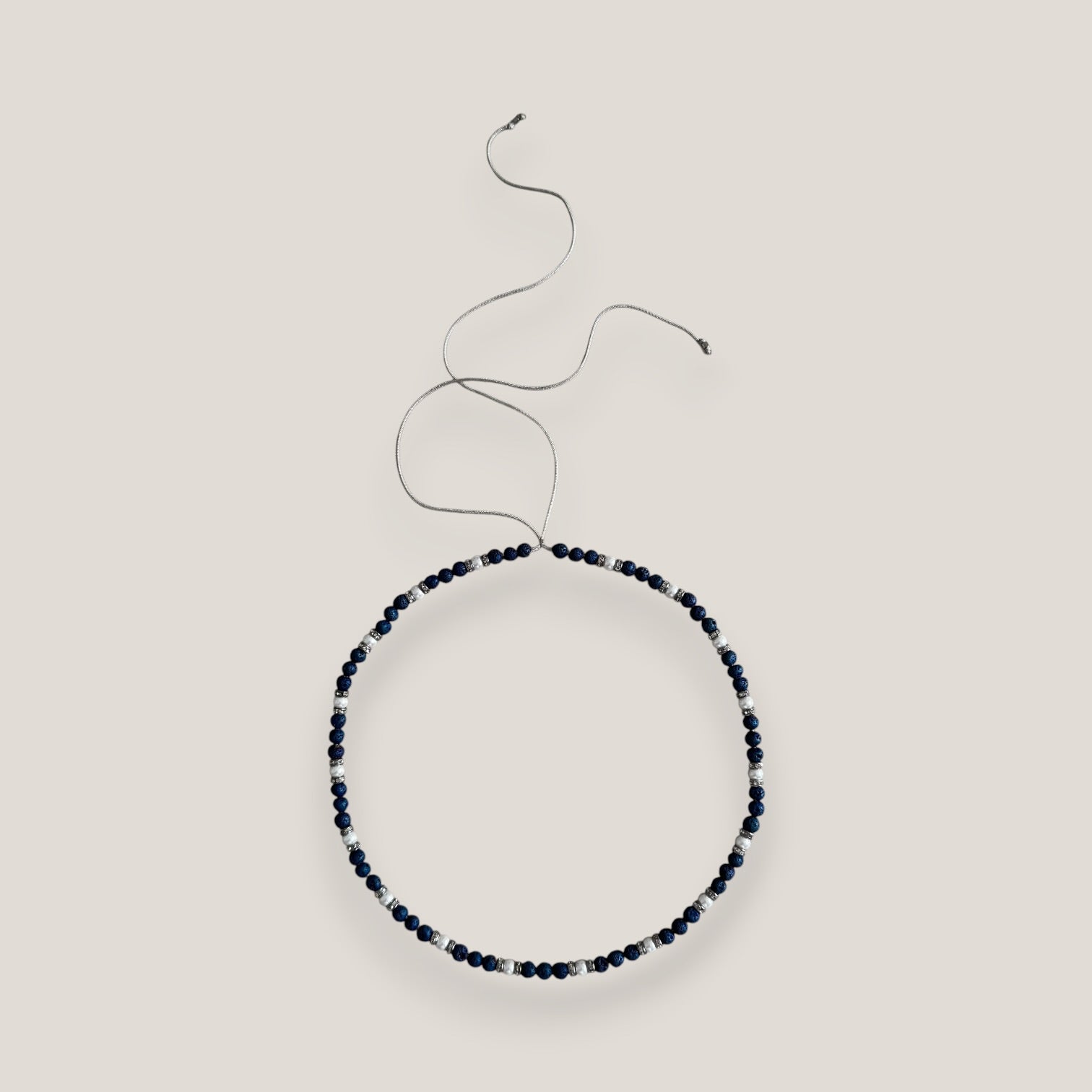 Collar Dafne perlas 4mm lava azul añil rondeles gunmetal con cristalitos