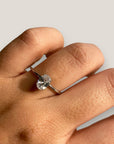 Ovalring mit Zirkonia, Edelstahl