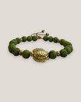 Pulsera con gran tortuga dorada lava verde claro